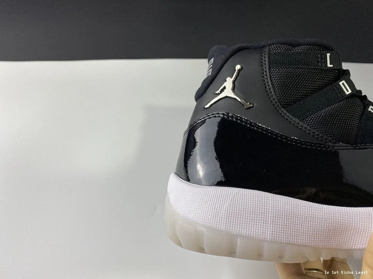 “25th  Jordan CT8012-011  Air Anniversary” 11 0210